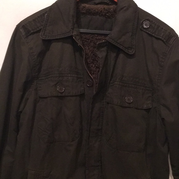 Brown cotton jacket with faux shearling lining. NWOT  never worn . - Picture 2 of 4